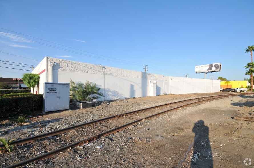 More Photos Of 14525 Firestone Blvd, La Mirada Warehouse For Lease