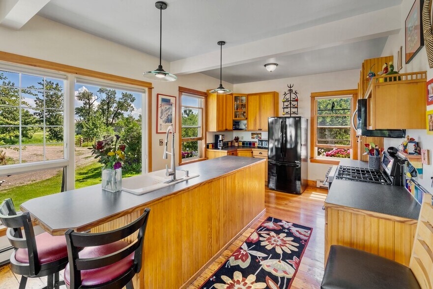 More Photos Of 76413 Gallatin Road, Gallatin Gateway Land For Sale
