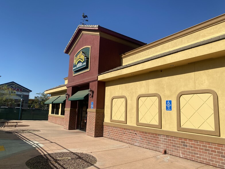 More Photos Of 4920 Gosford Rd, Bakersfield Fast Food For Sale