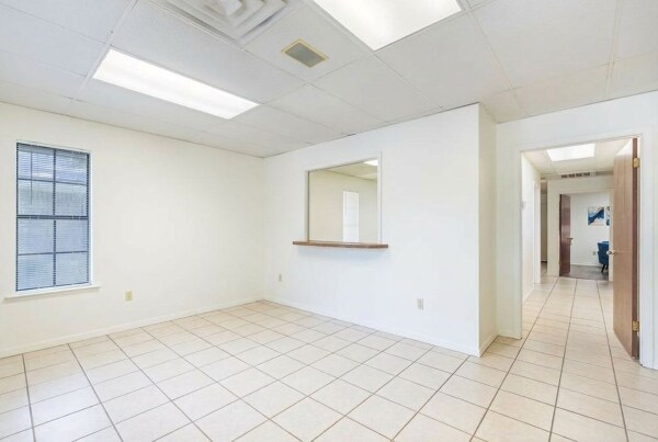 More Photos Of 1411 Turtle Creek Dr, Lufkin Office For Lease