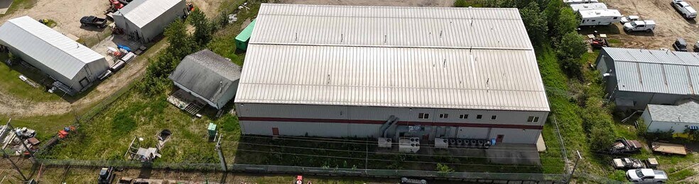 More Photos Of 105 Oak Crt, Anzac Warehouse For Sale