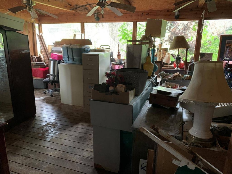 More Photos Of 15703 E US Hwy 175, Poynor Freestanding For Sale