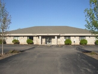 More Photos Of 563 Carter Ct, Kimberly Office For Lease
