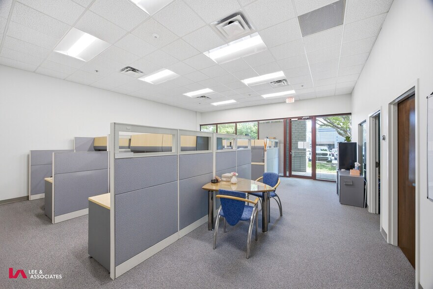 More Photos Of 1000 Cobb Place Blvd, Kennesaw Light Distribution For Lease