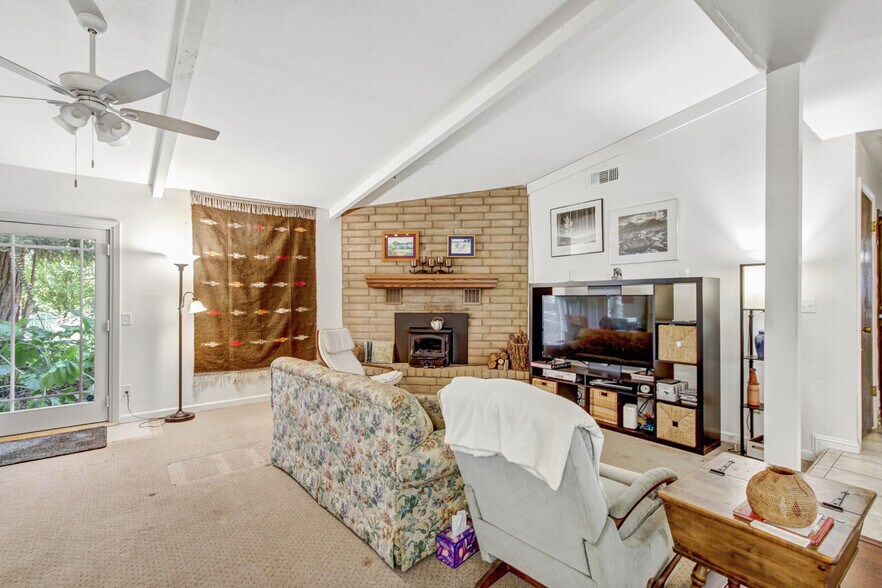 More Photos Of 4833 College Oak Dr, Sacramento Multifamily For Sale