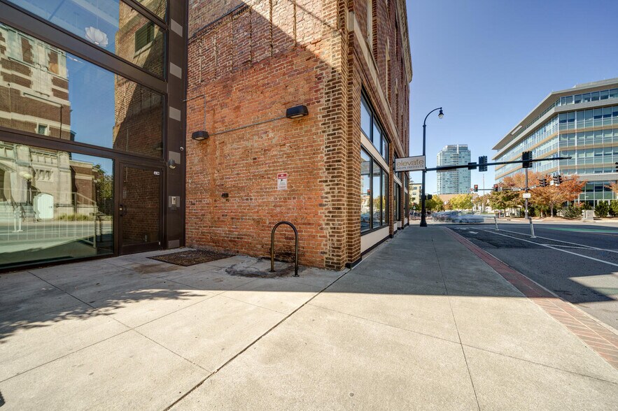 More Photos Of 300 E Main St, Durham Office Residential For Lease