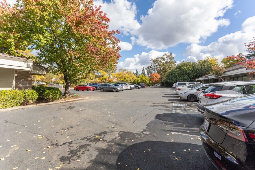 More Photos Of 3838 Watt Ave, Sacramento Medical For Lease
