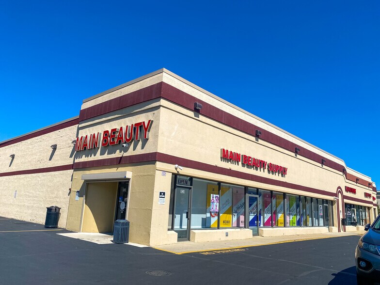 More Photos Of 838-848 Dodge Ave, Evanston Storefront For Lease