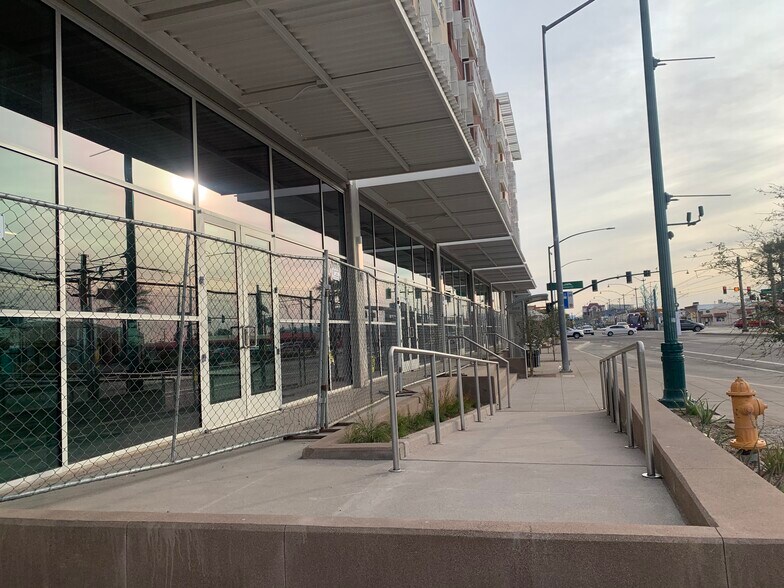 More Photos Of 424 W Main St, Mesa Apartments For Lease