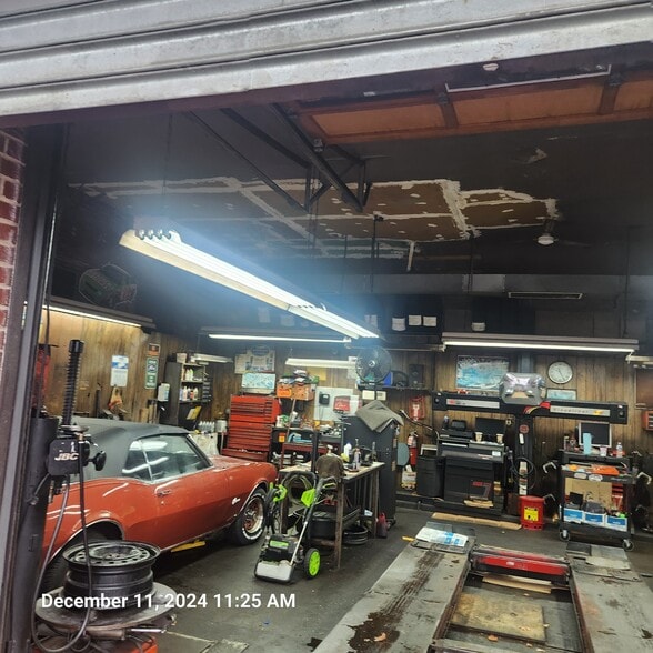 More Photos Of 21802 Hillside Ave, Queens Village Auto Repair For Sale