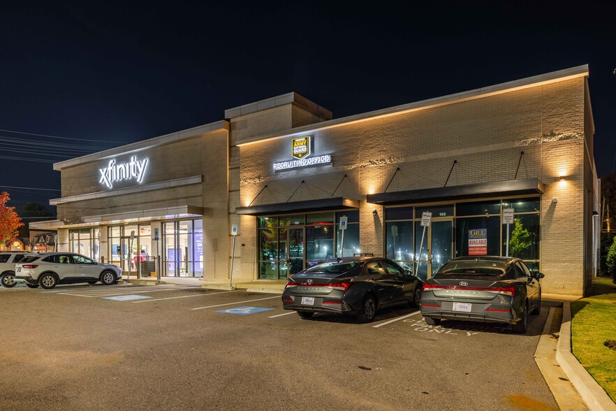 More Photos Of 2847 Poplar Ave, Memphis Storefront Retail Office For Lease