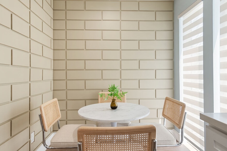 More Photos Of 1341 N Mariposa Ave, Los Angeles Apartments For Sale