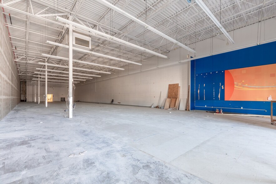 More Photos Of 93 Washington Heights Dr, Washington Freestanding For Lease