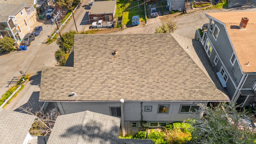 More Photos Of 503 Winslow St, Crockett Apartments For Sale