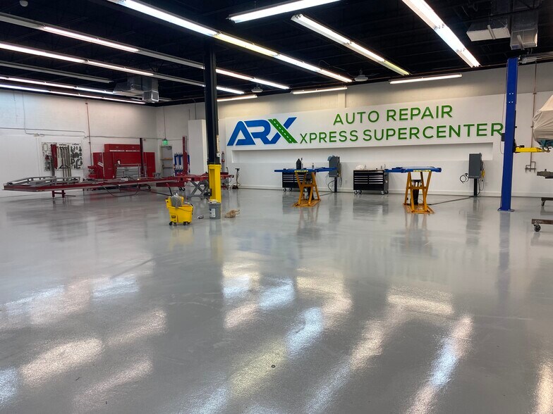 More Photos Of 6801 NW 15th Way, Fort Lauderdale Auto Repair For Sale