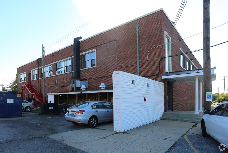 More Photos Of 3510-3514 Old Silver Hill Rd, Suitland Storefront Retail Office For Lease