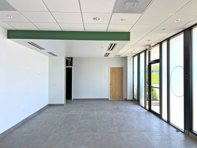 More Photos Of 2178 W 38th St, Erie Storefront Retail Office For Sale