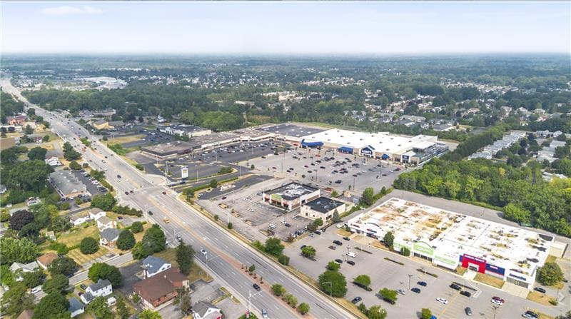 More Photos Of 3160 W Ridge Rd, Rochester Storefront For Sale
