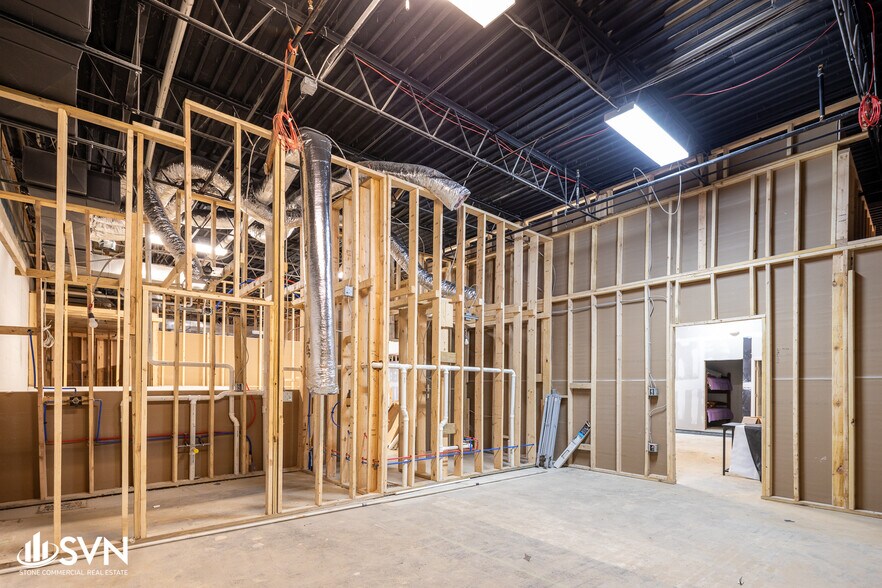 More Photos Of 514 N Main St, Nicholasville Freestanding For Lease