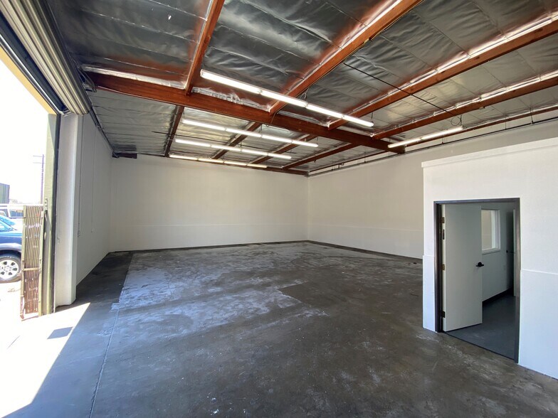 More Photos Of 701-833 W Anaheim St, Long Beach Unknown For Lease