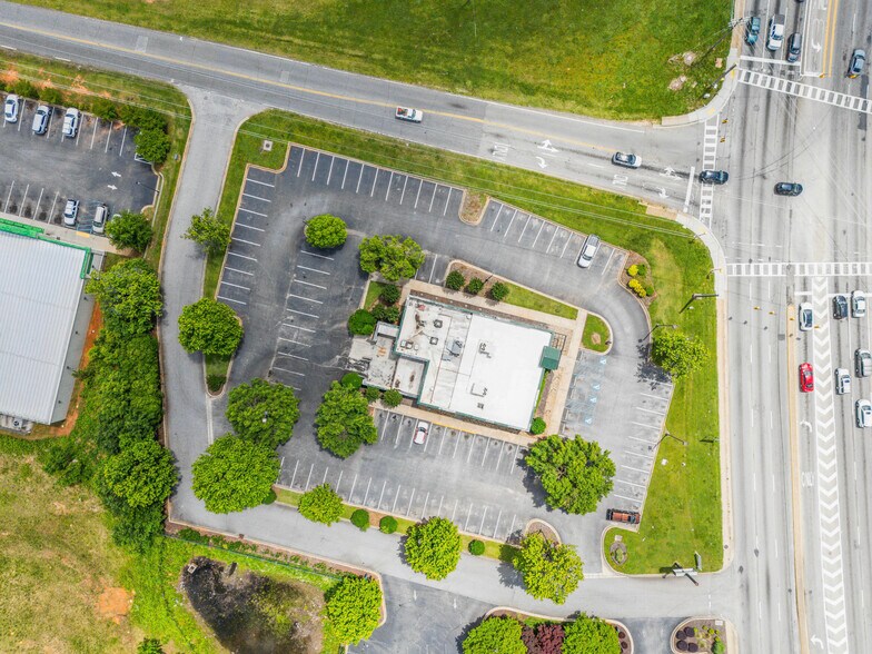 More Photos Of 6200 White Horse Rd, Greenville Restaurant For Lease