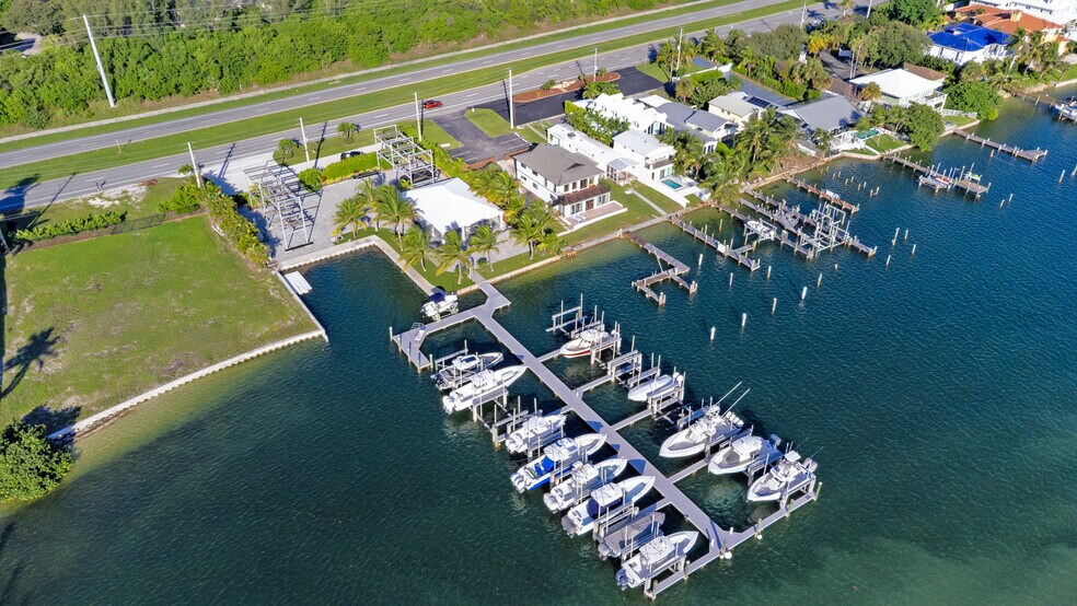 More Photos Of 18261 SE Federal Hwy, Tequesta Marina For Sale