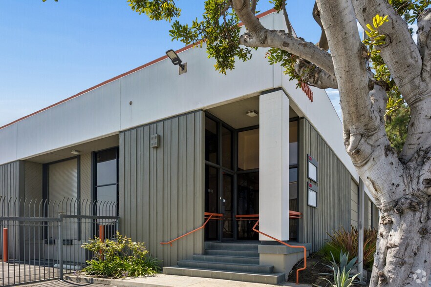 More Photos Of 9610-9680 S La Cienega Blvd, Inglewood Warehouse For Lease