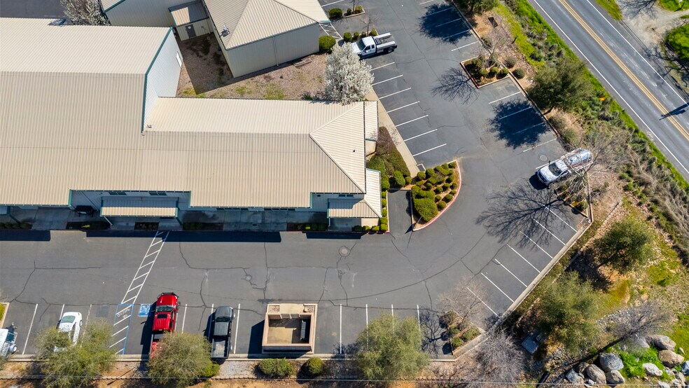 More Photos Of 18851 Microtronics Way, Sonora Warehouse For Sale