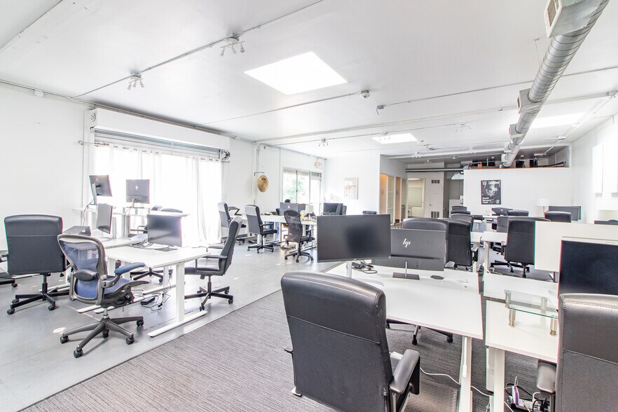 Primary Photo Of 2000 Hyperion Ave, Los Angeles Loft Creative Space For Lease