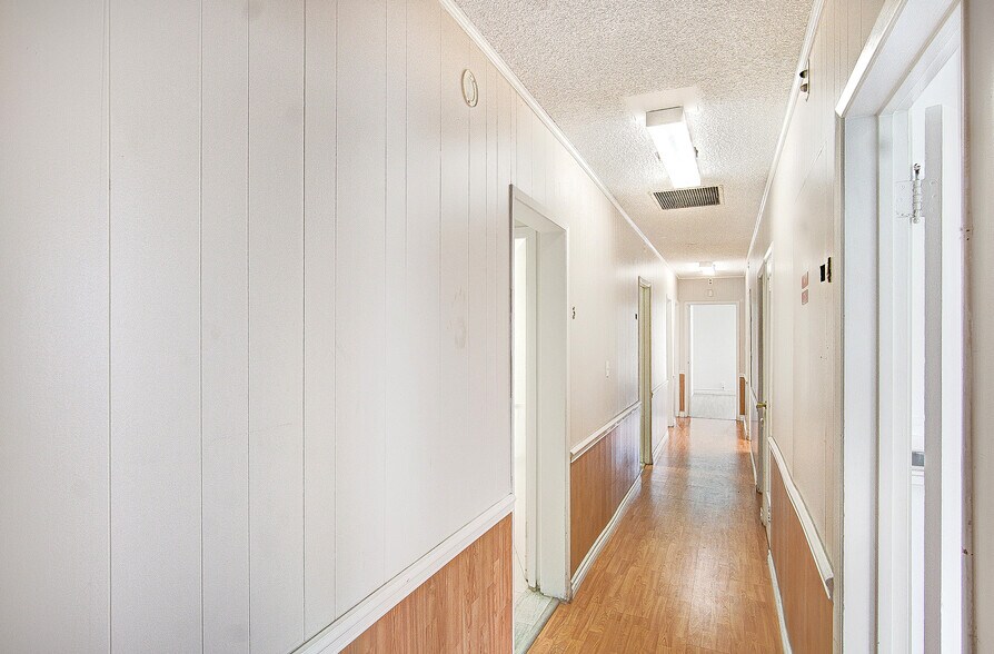 More Photos Of 1521 N Broadway, Santa Ana Medical For Sale