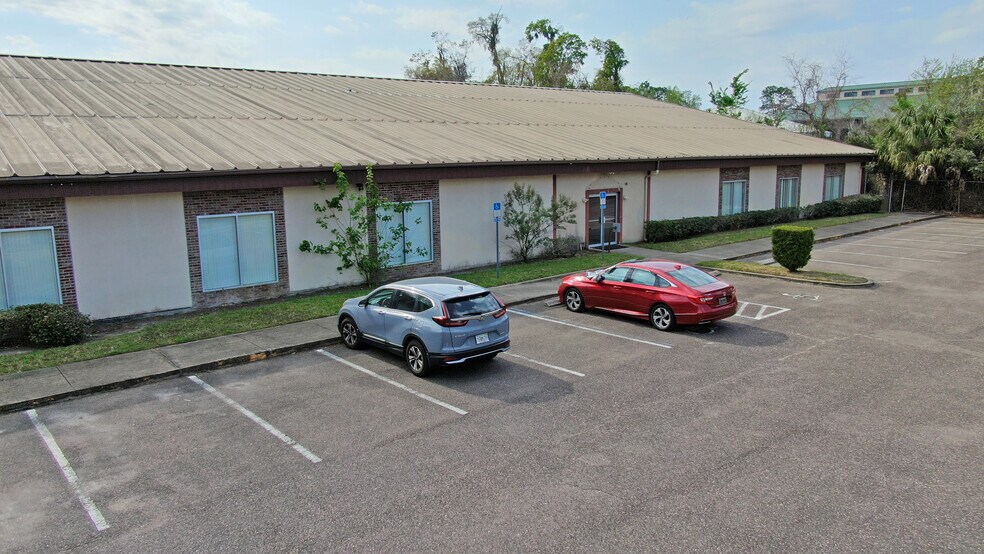 More Photos Of 1725 Oakhurst Ave, Jacksonville Medical For Lease