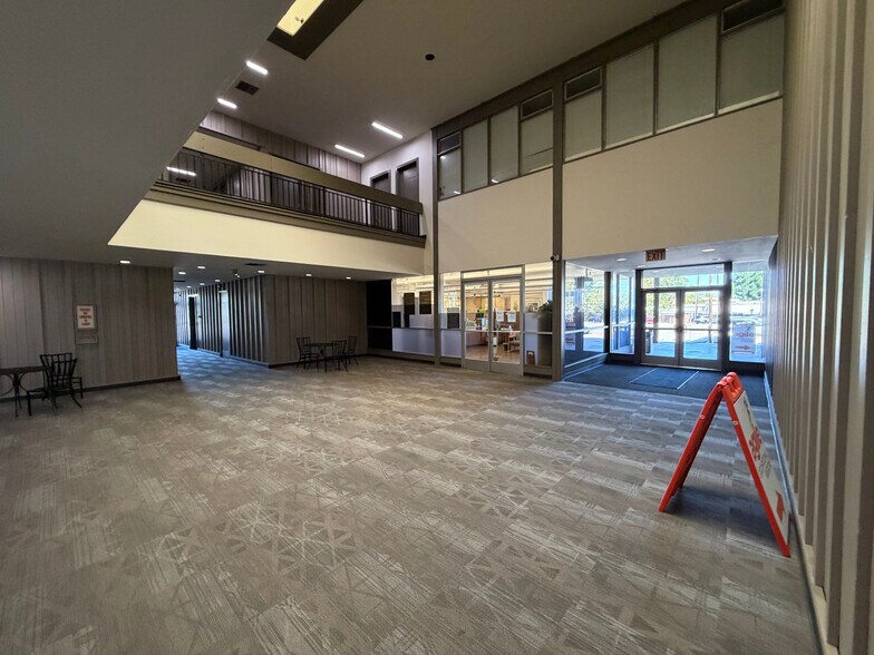 More Photos Of 420 W Acacia St, Stockton Medical For Sale