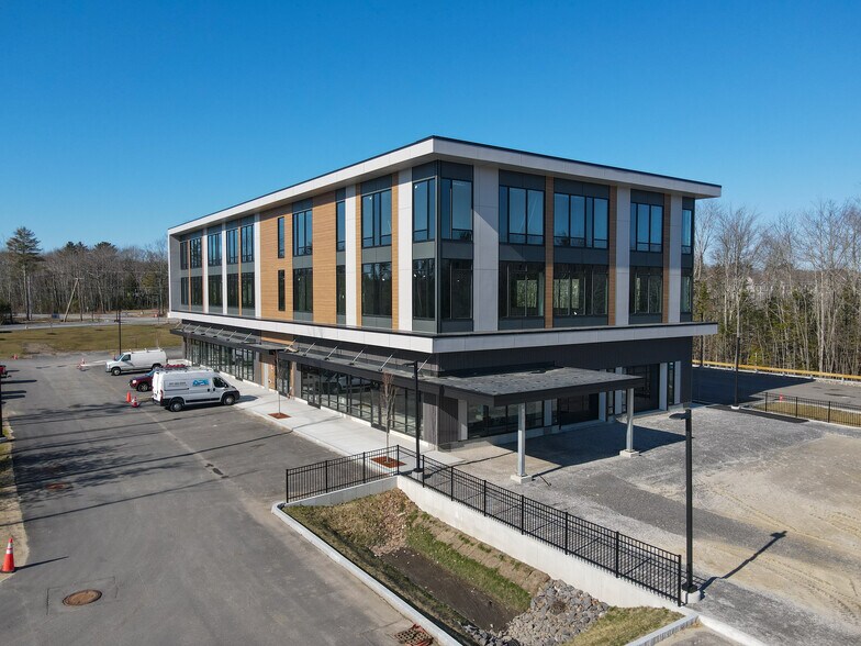 Primary Photo Of 10 Market St, Scarborough Office For Sale