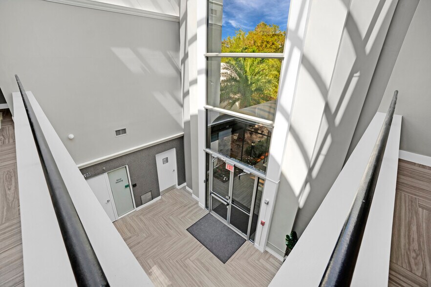 More Photos Of 1400 E Newport Center Dr, Deerfield Beach Office For Lease