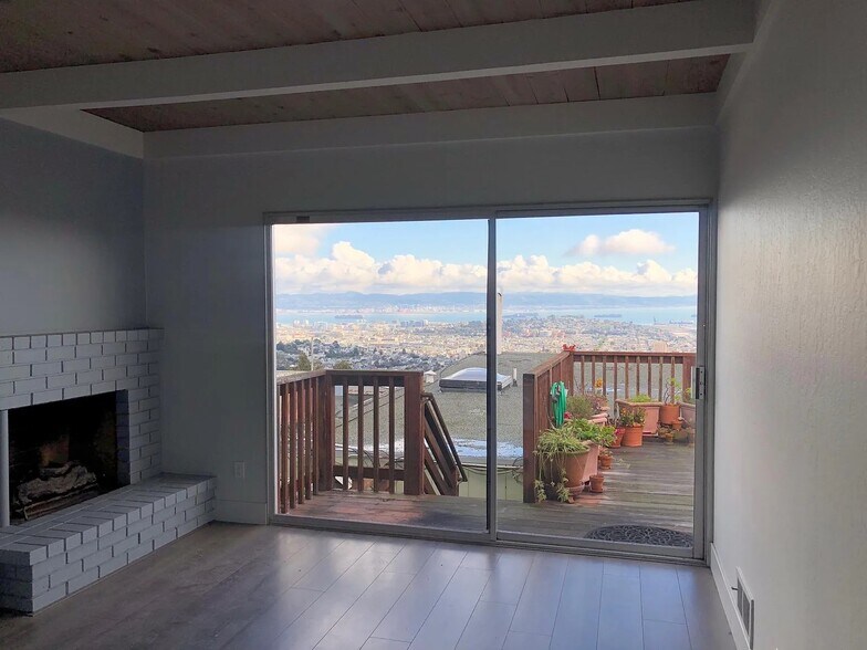 More Photos Of 807 Burnett Ave, San Francisco Multifamily For Sale