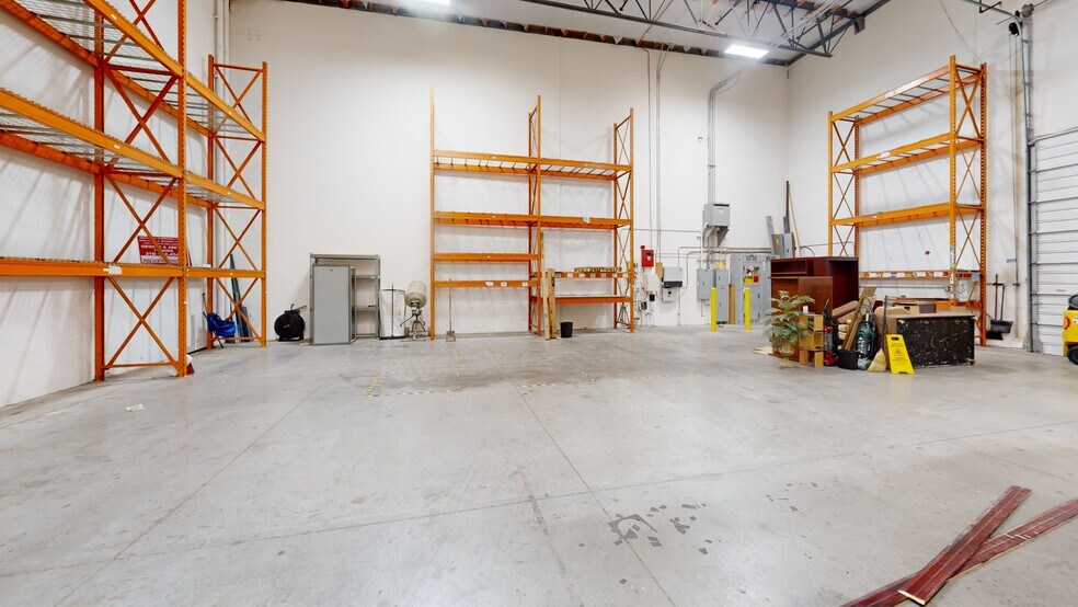 Primary Photo Of 19815 Hamilton Ave, Torrance Warehouse For Lease