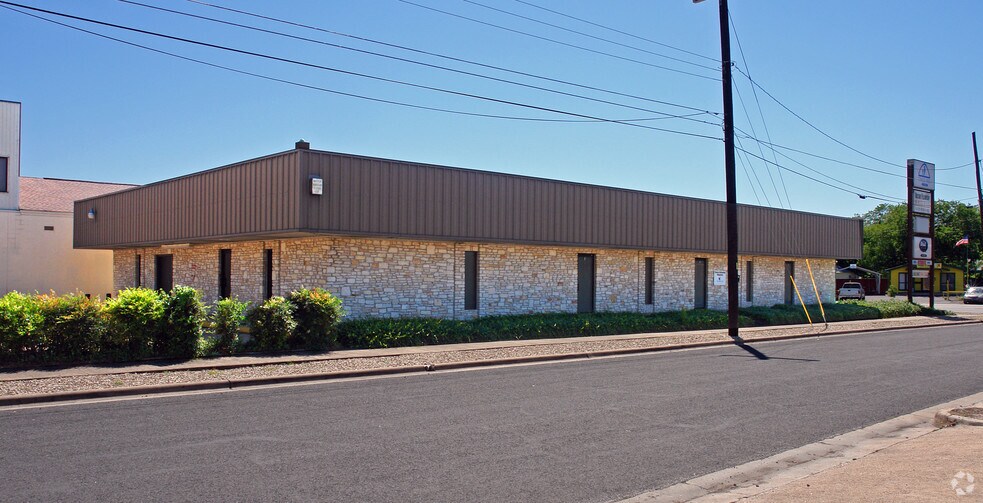 More Photos Of 5207 Airport Blvd, Austin Office For Sale
