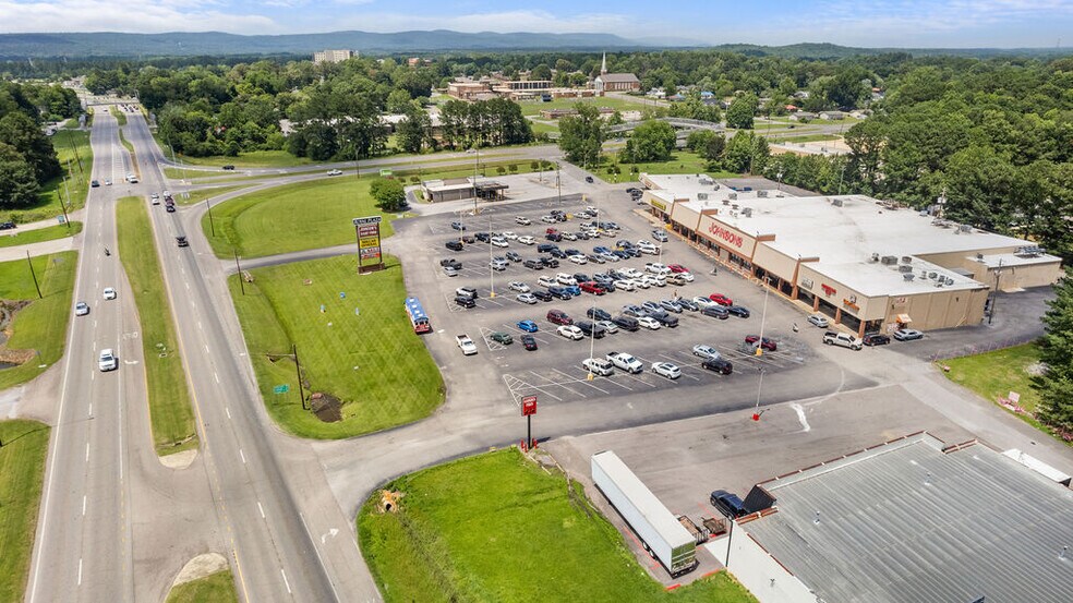More Photos Of 5698 US Highway 278 East, Gadsden Unknown For Lease