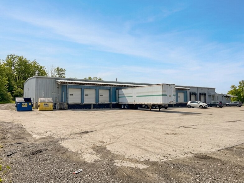 More Photos Of 850 Eisenhower Blvd, Johnstown Industrial For Lease