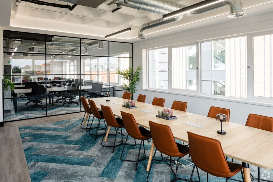 More Photos Of Bridge Ave, Maidenhead Coworking Space