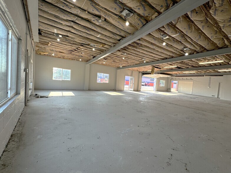 More Photos Of 3711 Nat'l rd, Richmond Self Storage For Lease