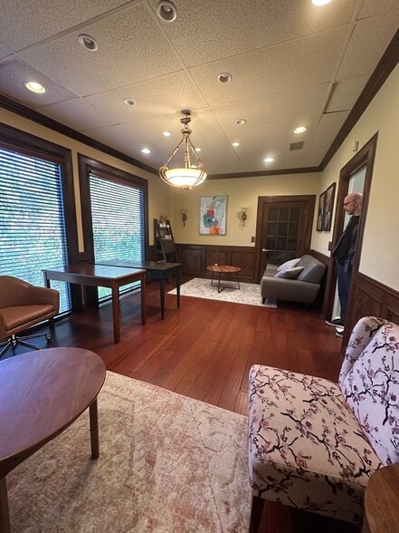 More Photos Of 2301 Park Ave, Orange Park Coworking Space