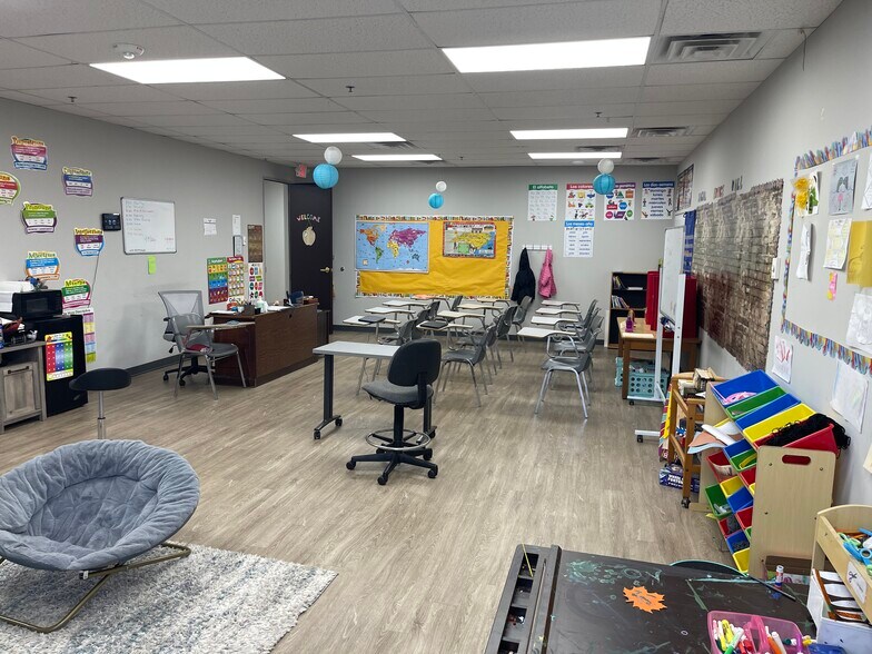 More Photos Of 50101 Governors Dr, Chapel Hill Office For Lease