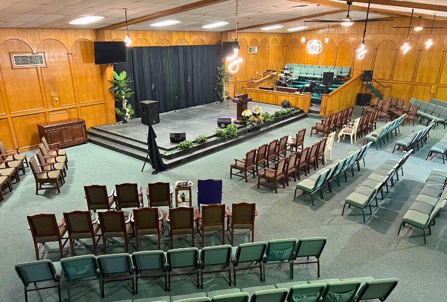 More Photos Of 5110 Crane St, Houston Flex For Sale