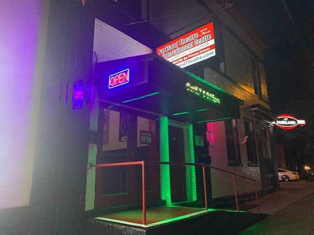 More Photos Of 6550 Parkland Ave, Cincinnati Movie Theatre For Sale