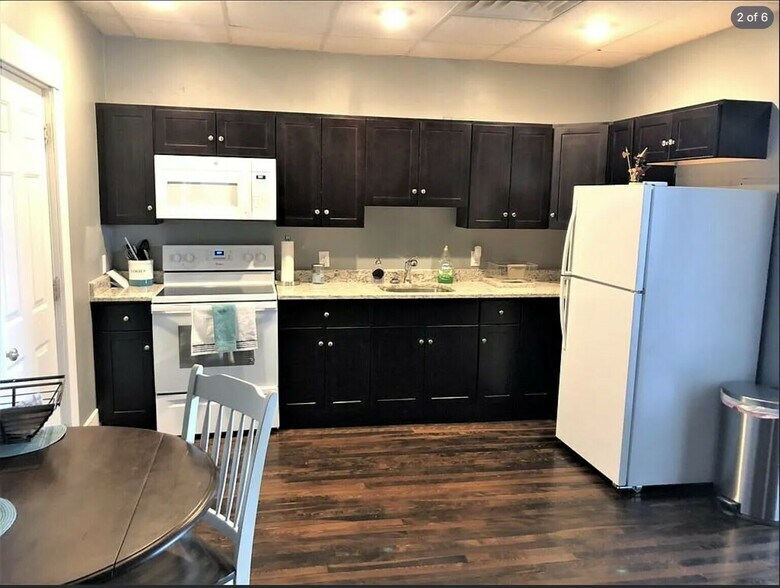 More Photos Of 9 Green St, Taunton Restaurant For Sale