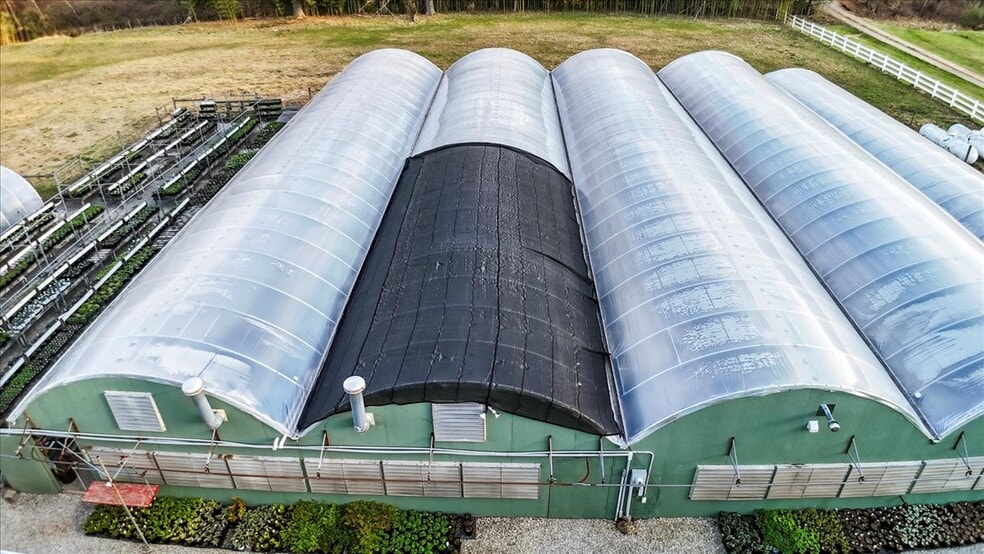 More Photos Of 1356 Coopers Cove Rd, Hardy Specialty For Sale