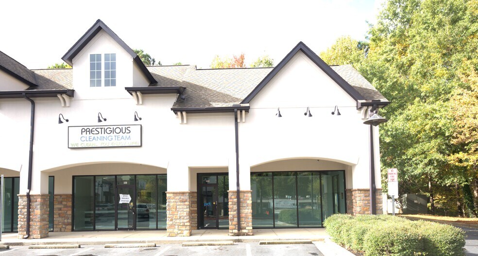 More Photos Of 2655 N Cobb Pky, Kennesaw Storefront For Lease