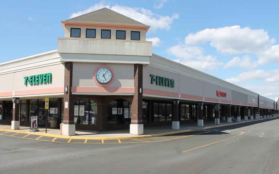 More Photos Of 2143 State Route 35, Holmdel Unknown For Lease