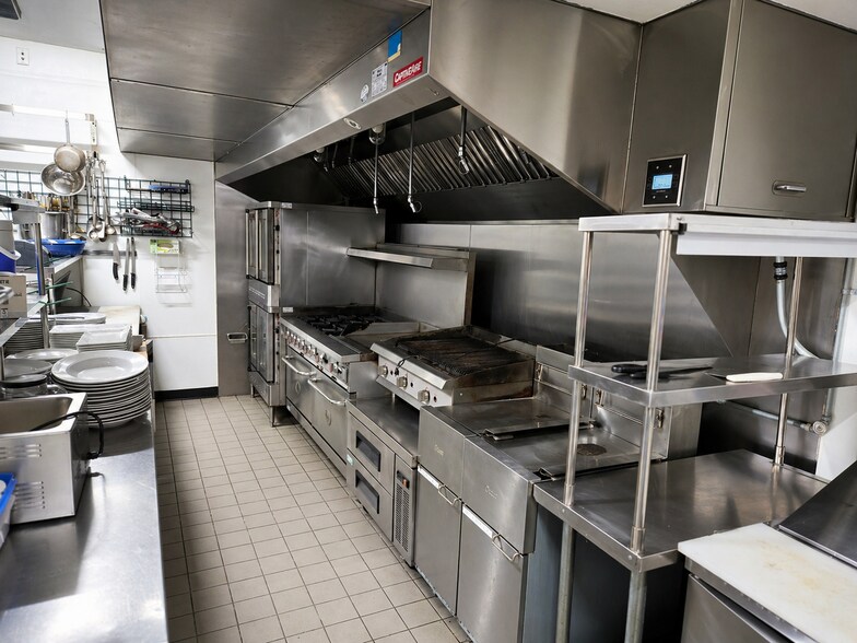 More Photos Of 57 Factory St, Nashua Restaurant For Sale